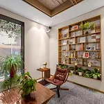 Weiting Hotel Shanghai North Sichuan Road Hongkou Football Stadium Subway Station Branch